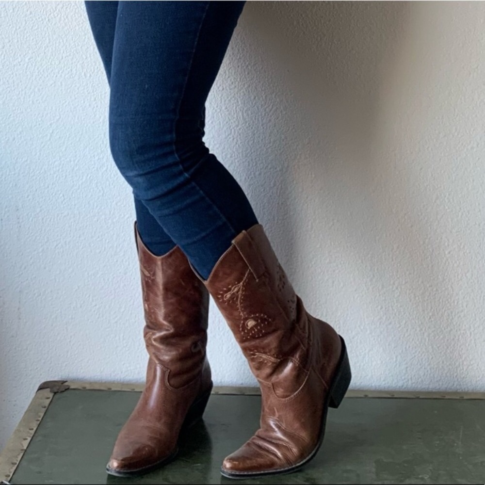 MATISSE | Albuquerque Prairie Cowboy Western Boots Floral Cutouts